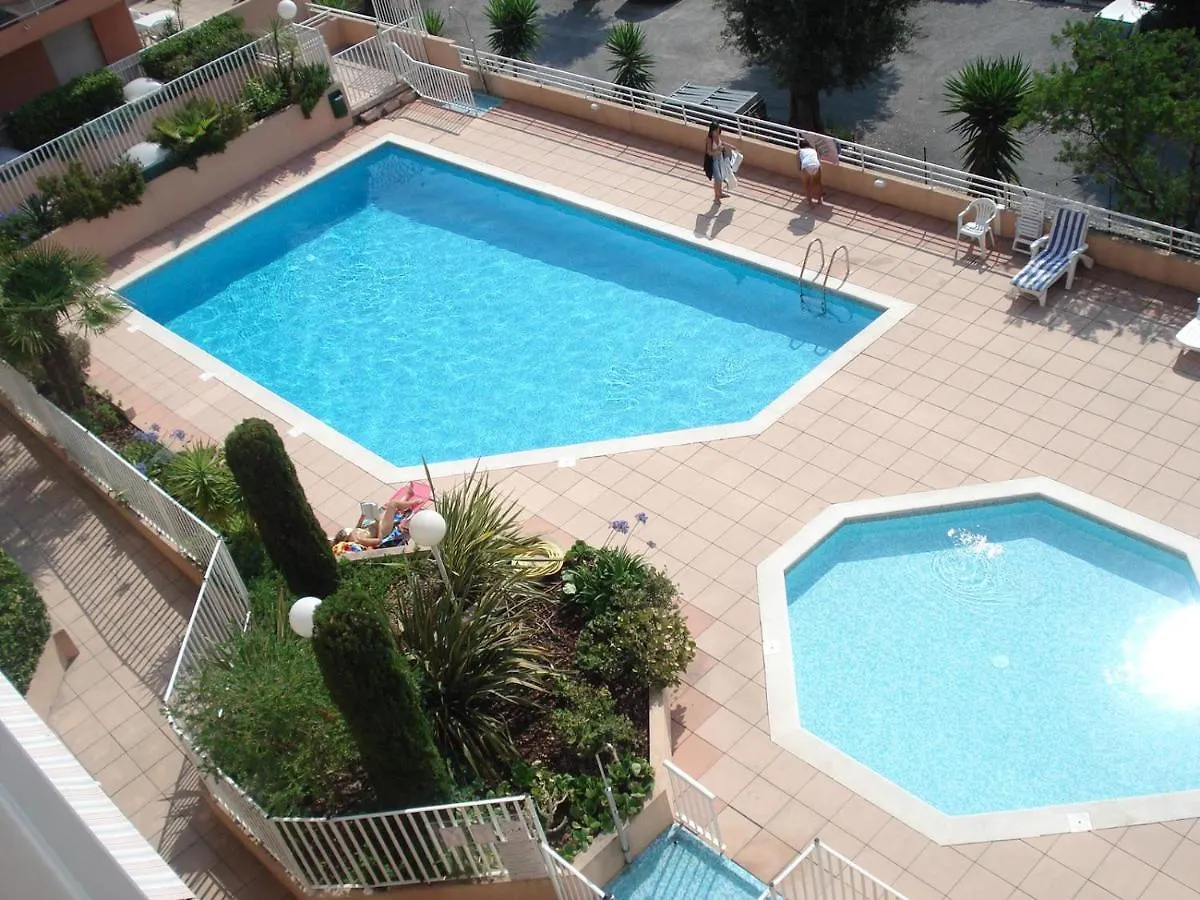 Cote Azur Vista Mare 50 M Spiaggia 罗克布吕讷-卡普马丹 公寓